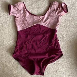 Yumiko Anna size XS Pink and Burgundy